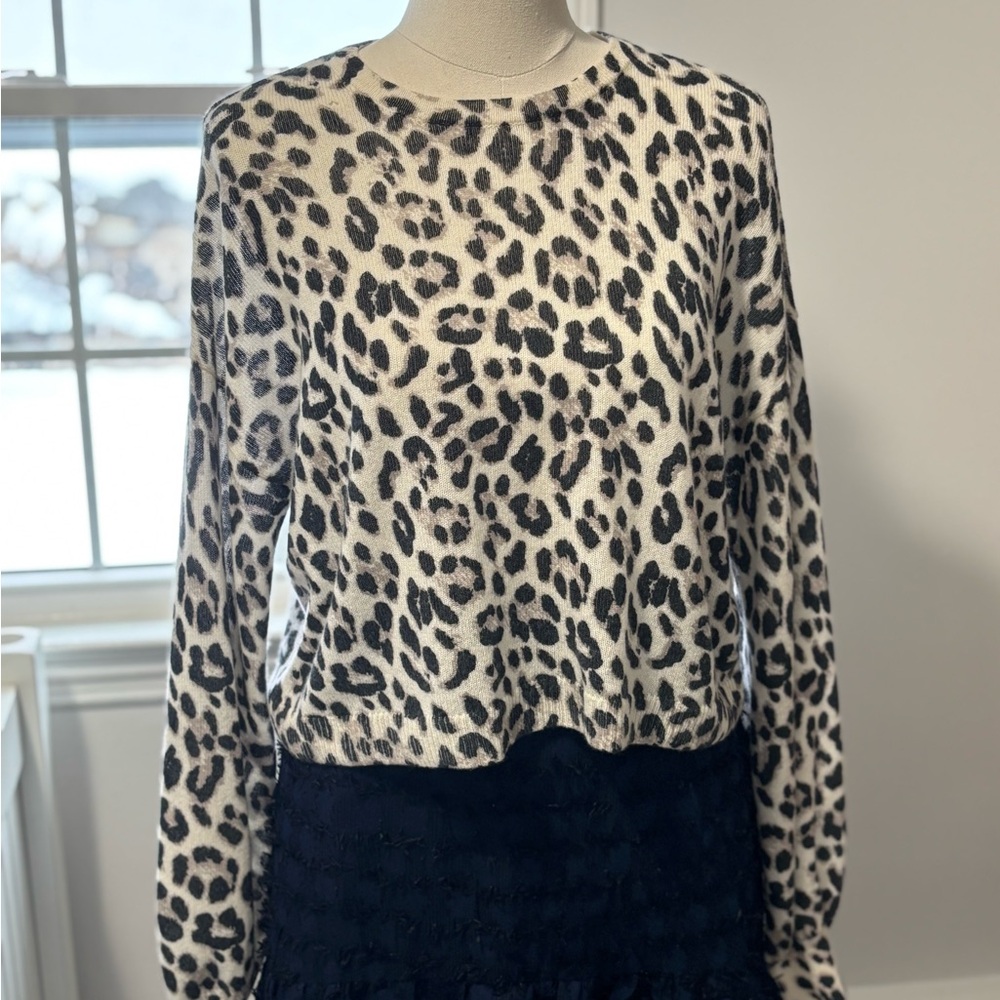 Alice + Olivia Leopard Print Crop Top